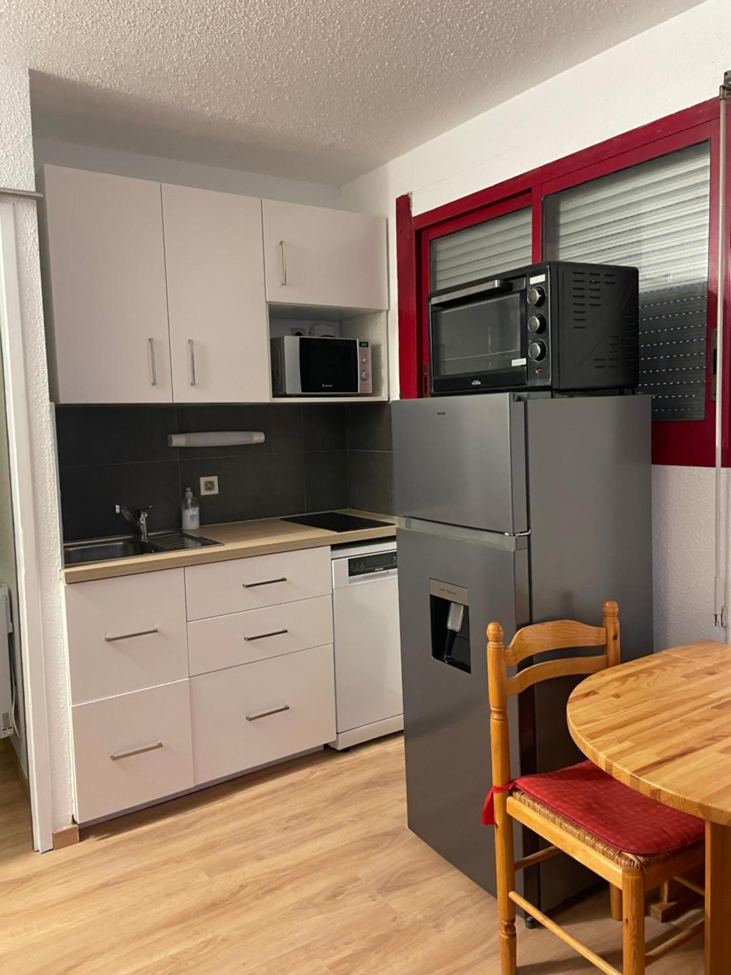 Jolie T2 En Plein Centre-Ville Ville De Font-Romeu 외부 사진